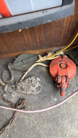 Snatch blocks