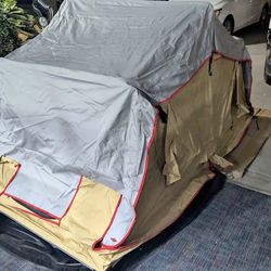 Roof top tent