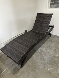 New Sun Lounger 79”L