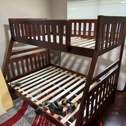 Bunk Bed Set From American Furniture Comes With Latter