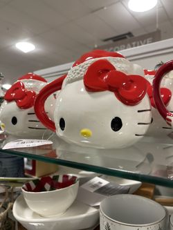 Hello Kitty Mugs