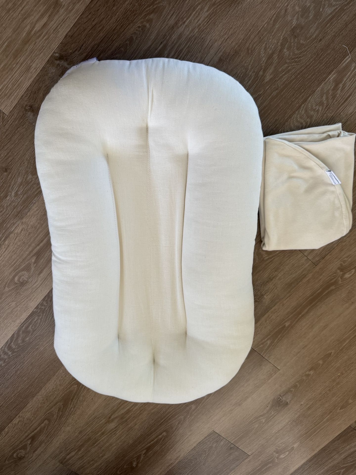 Snuggle Me Organic Lounger- Natural w/ Cover