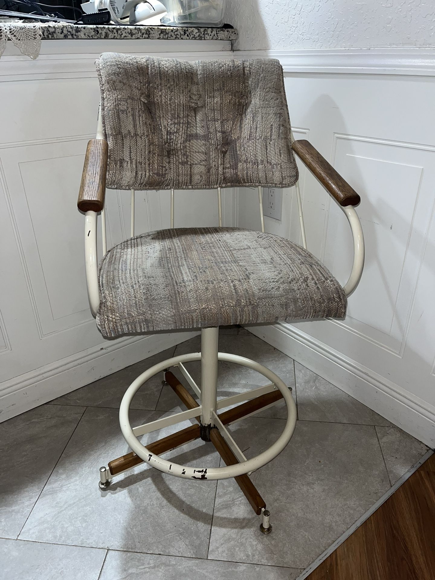 Bar Stool/Chair