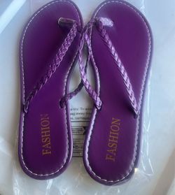 New women’s purple sandals