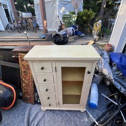 Small Dresser 