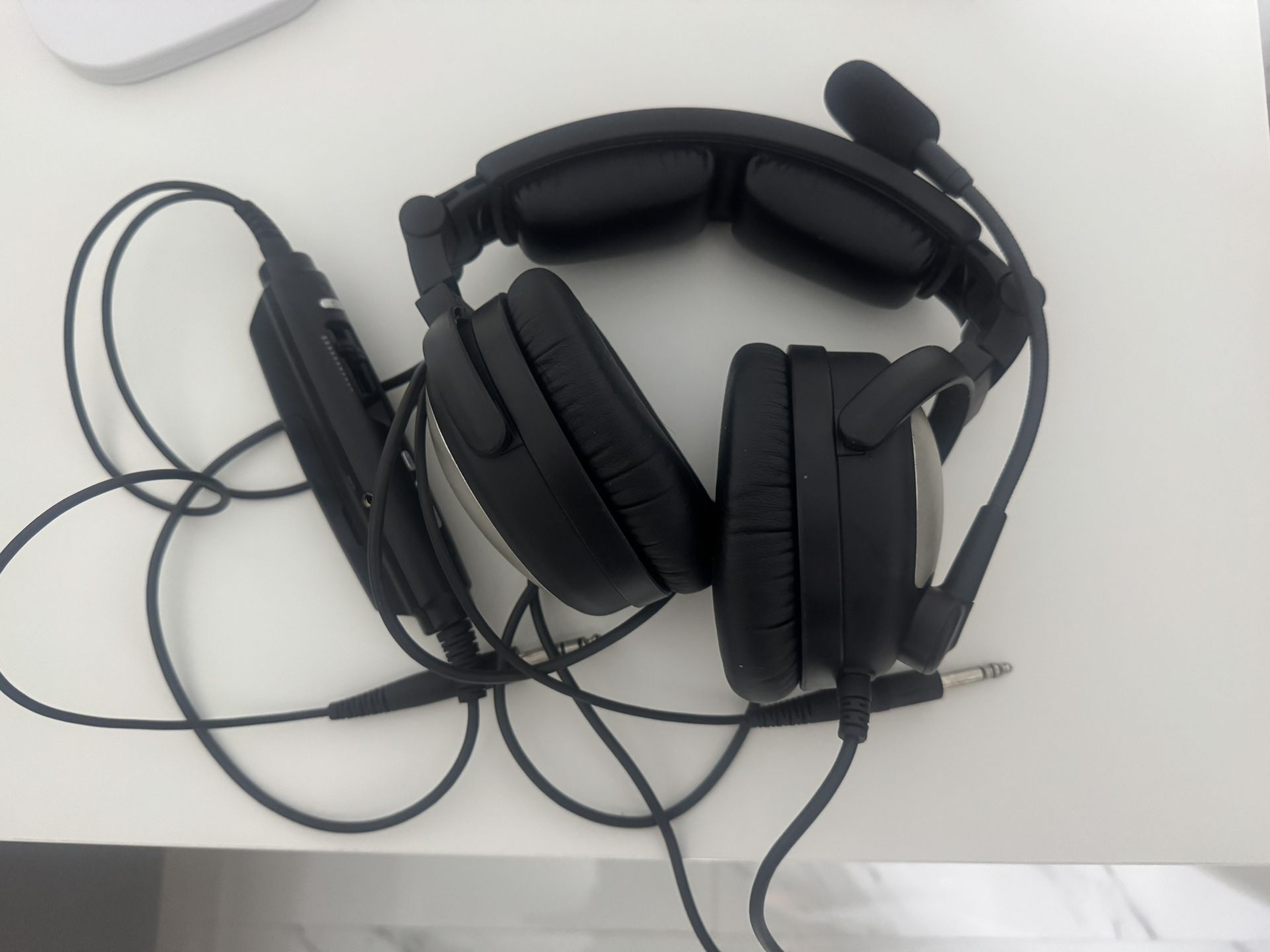 Lightspeed Sierra Headset ANR with Flight Bag