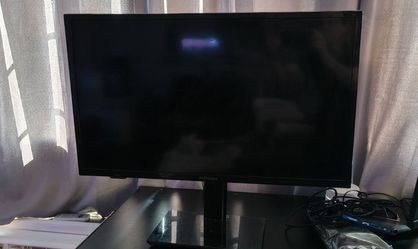 32" TV