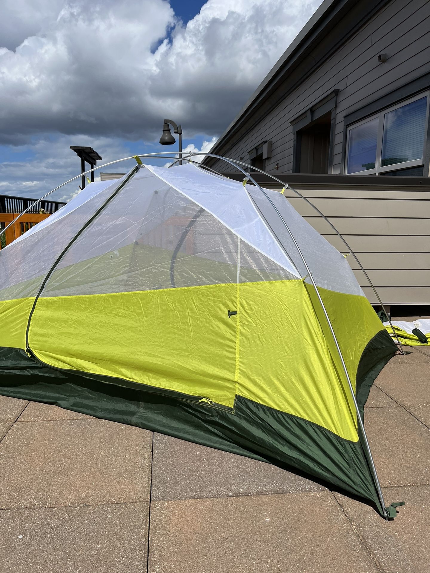 Big Agnes 3-person Tumble Mtn Glow Tent