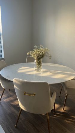 White Marble dinning table (purchased from perigold)