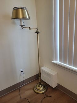 Floor lamp