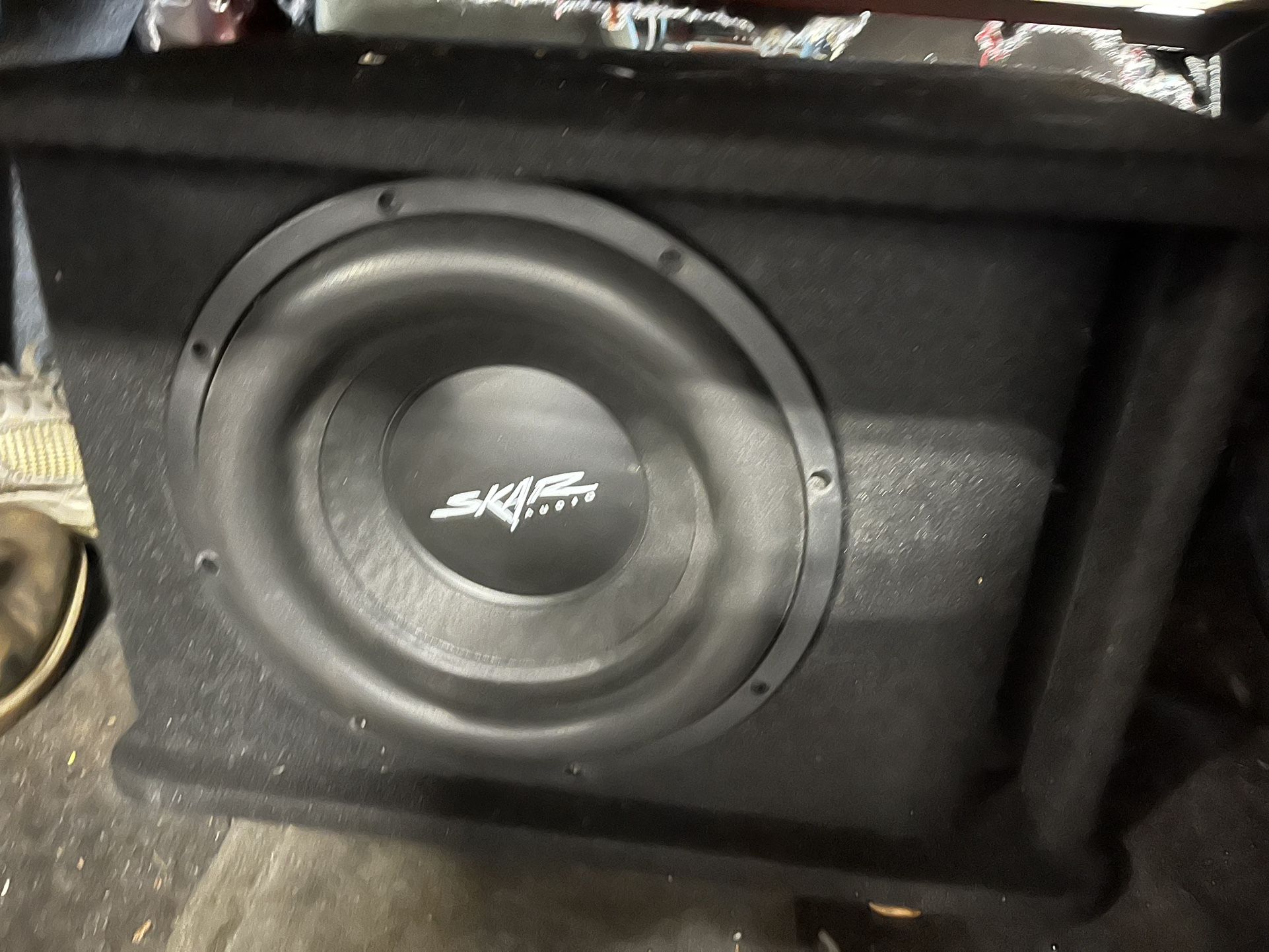 Single 12” Skar SDR Series Subwoofer With Box Amp & Cap