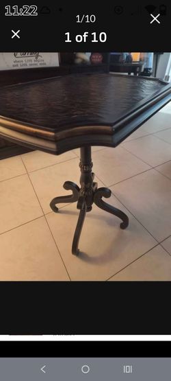 Beautiful Vintage BOMBAY crackle Paint Decorated Pedestal Base Table 23"X17"X25 height