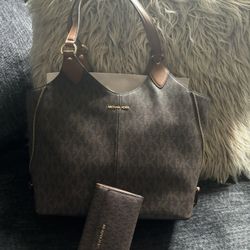 Mk Purse With Wallet 