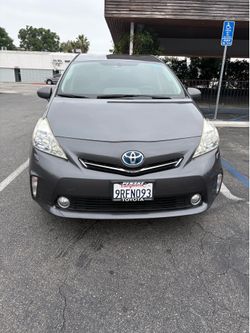 2013 Toyota Prius V