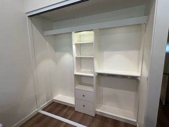Standard custom closet