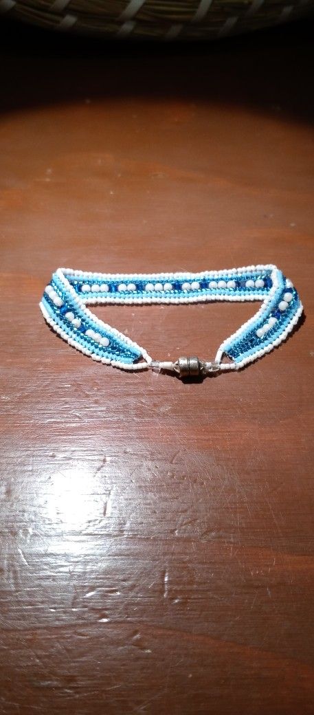Write & blue
Handmade Exclusive and unique a