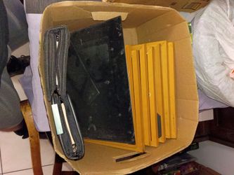 9 picture frames and misc items