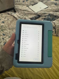 Fire 7 (12th Gen) Tablet – Great Condition + Kid Case
