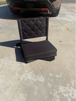 Stadium seat