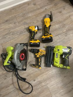 TOOL SET