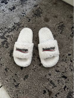 Balenci slides