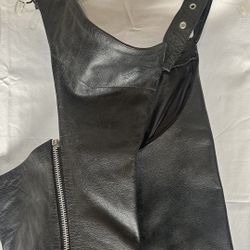 X Element advanced motorcycle gear leather chaps size 38 Black-Reduced Again 