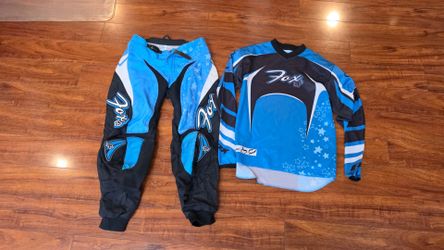 Fox Pants (9/10)  and Jersey ((M)