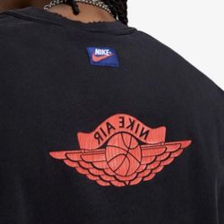 Nike Air Jordan Rare Air T-shirt  BLACK/CHILE RED IB3130-010 Size Medium