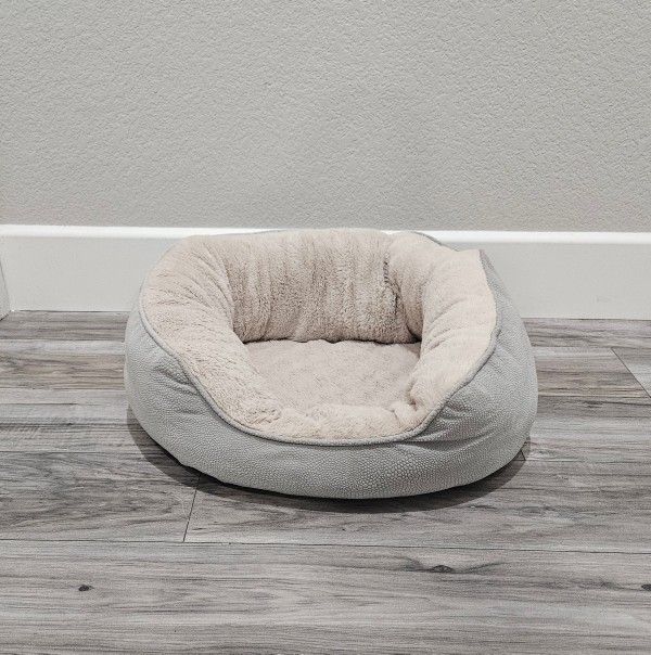 Pet Bed Gray Small Dog or Cat