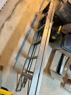 6 foot light weight ladder