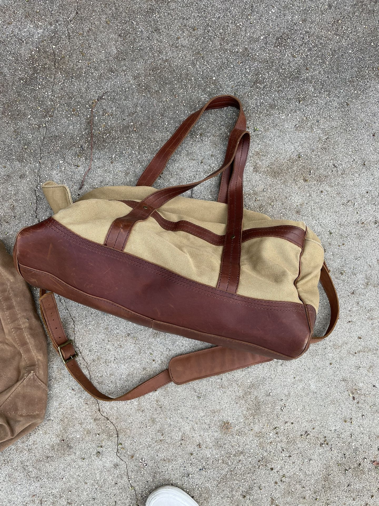 LL Bean - Vintage Tote Bags And Carry On 