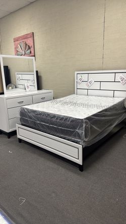 Queen - full size Bedroom set