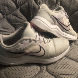 Nike Downshifter 12 Women’s Shoes 