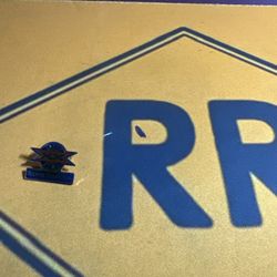 Chicago Bears Sports Illustrated SUPER BOWL XX Brooch Pin