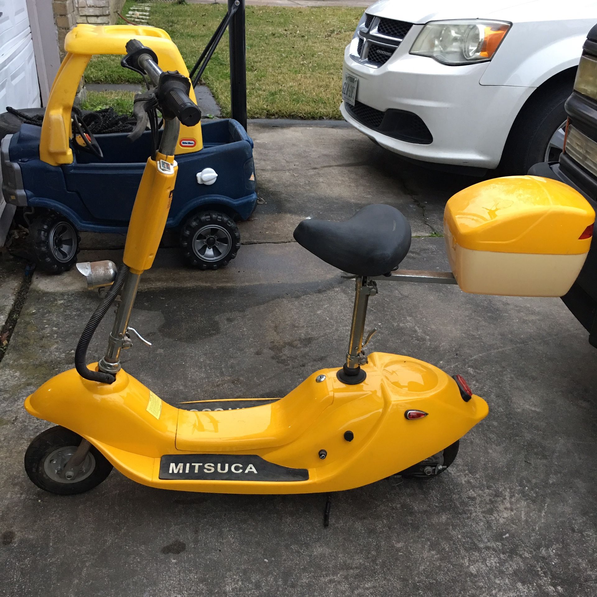 MItsuca Scooter/Moped