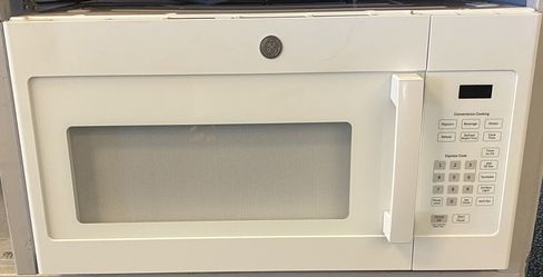 White GE Over The Range Microwave (8-0086)