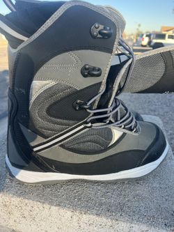 Zuma Snowboarding Boots