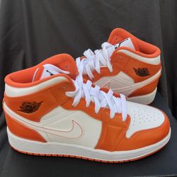 Jordan 1 Mid Shoes