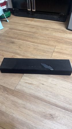 VIZIO 20" Soundbar (SB2020n-G6) - Fully Functional (Damaged Fabric)