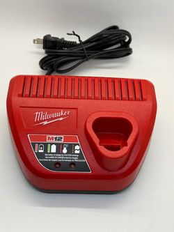 Milwaukee M12 Battery Charger