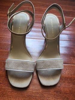 Etienne Aigner high heel sandals 8.5