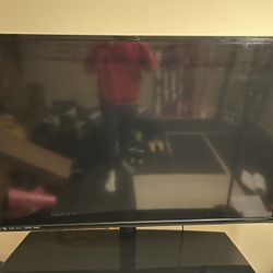 63 Inch TV VIZIO With Apple Play And Table Included