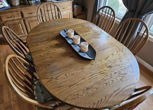 Dining Room Table With Leaf And Chair Set - $700 Obo