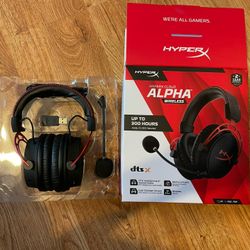 HyperX Alpha Cloud wireless Headset.