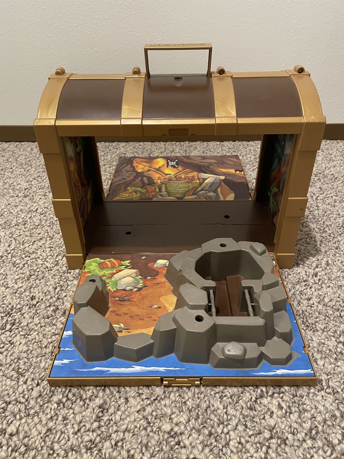 Playmobil Pirate Take-along Box