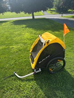 Schwinn Two-Seat Bike Trailer - Yellow & Black