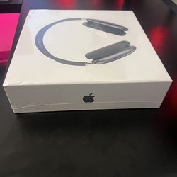 AirPod pro max sealed brand new