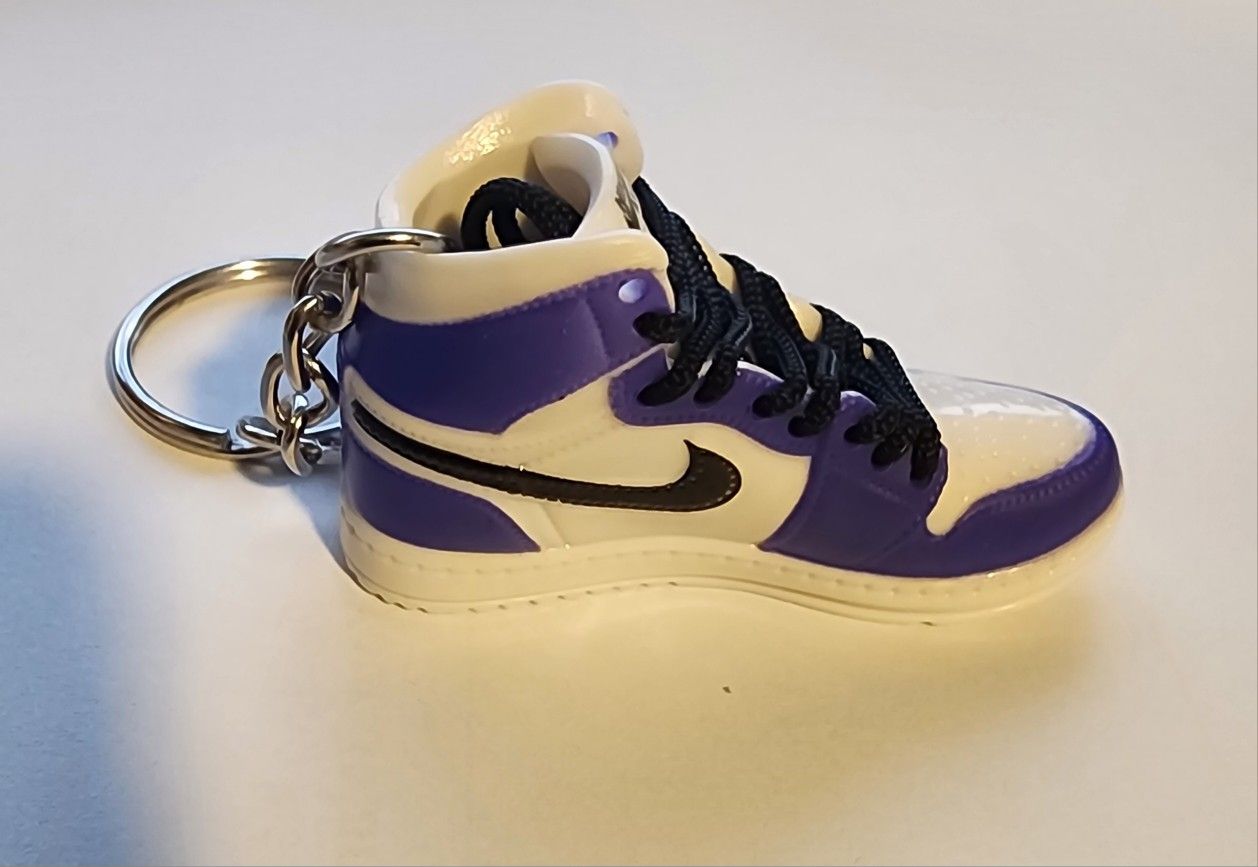 New 3D Mini Nike AJ1 Keychain
