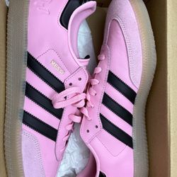 MESSI Shoes Pink Size 11! NEW