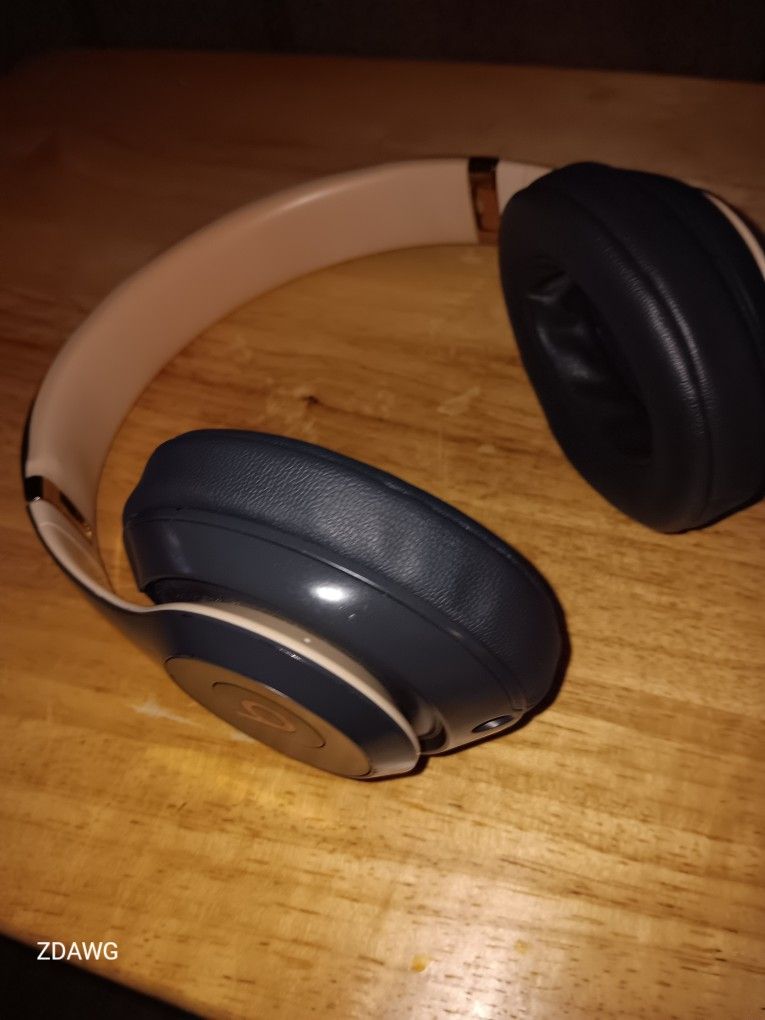 beats solo 3 wireless